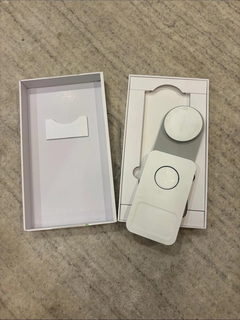 Journey 3-in-1 Wireless Charging Station - White